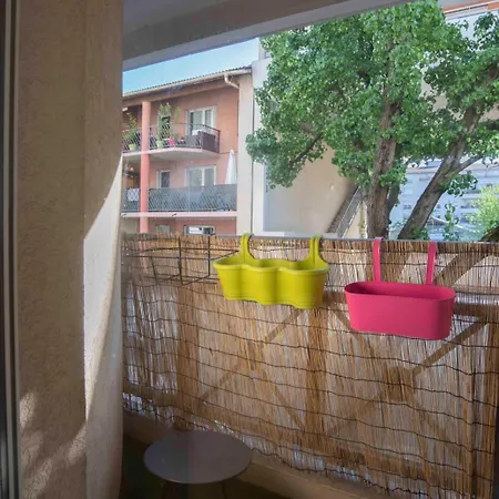 64 M2 Bright Well Decorated With Wifi